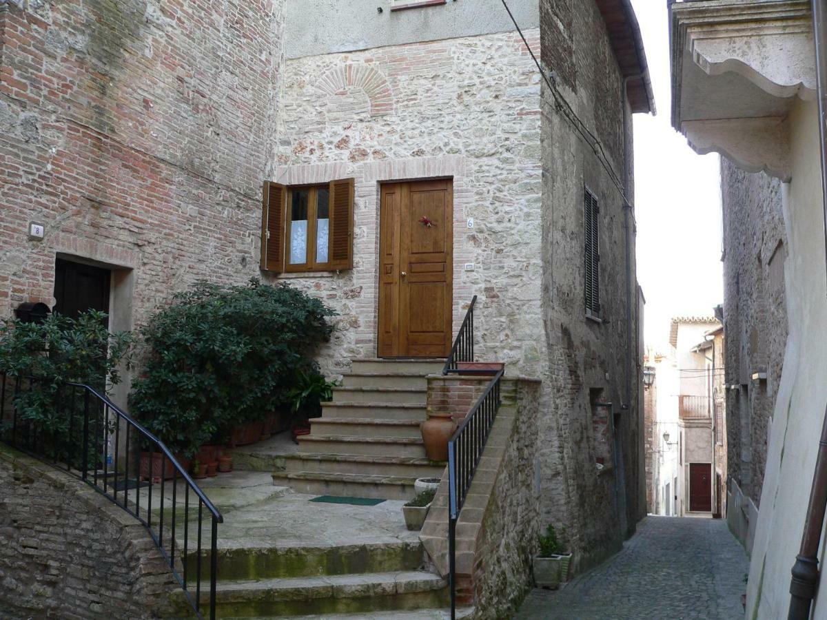 Bilocale Verde Umbria Montecastrilli Exteriör bild